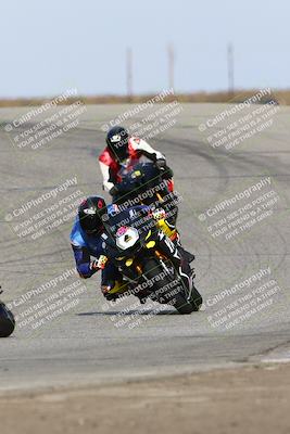 media/Nov-26-2023-TrackDaz (Sun) [[64ad8cfd8f]]/Mock Race/Outside Grapevine/